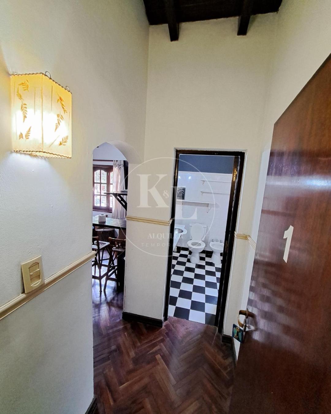 Alquiler temporario en B° Tres Cerritos, con cercanía a la Virgen del Cerro Apartamento